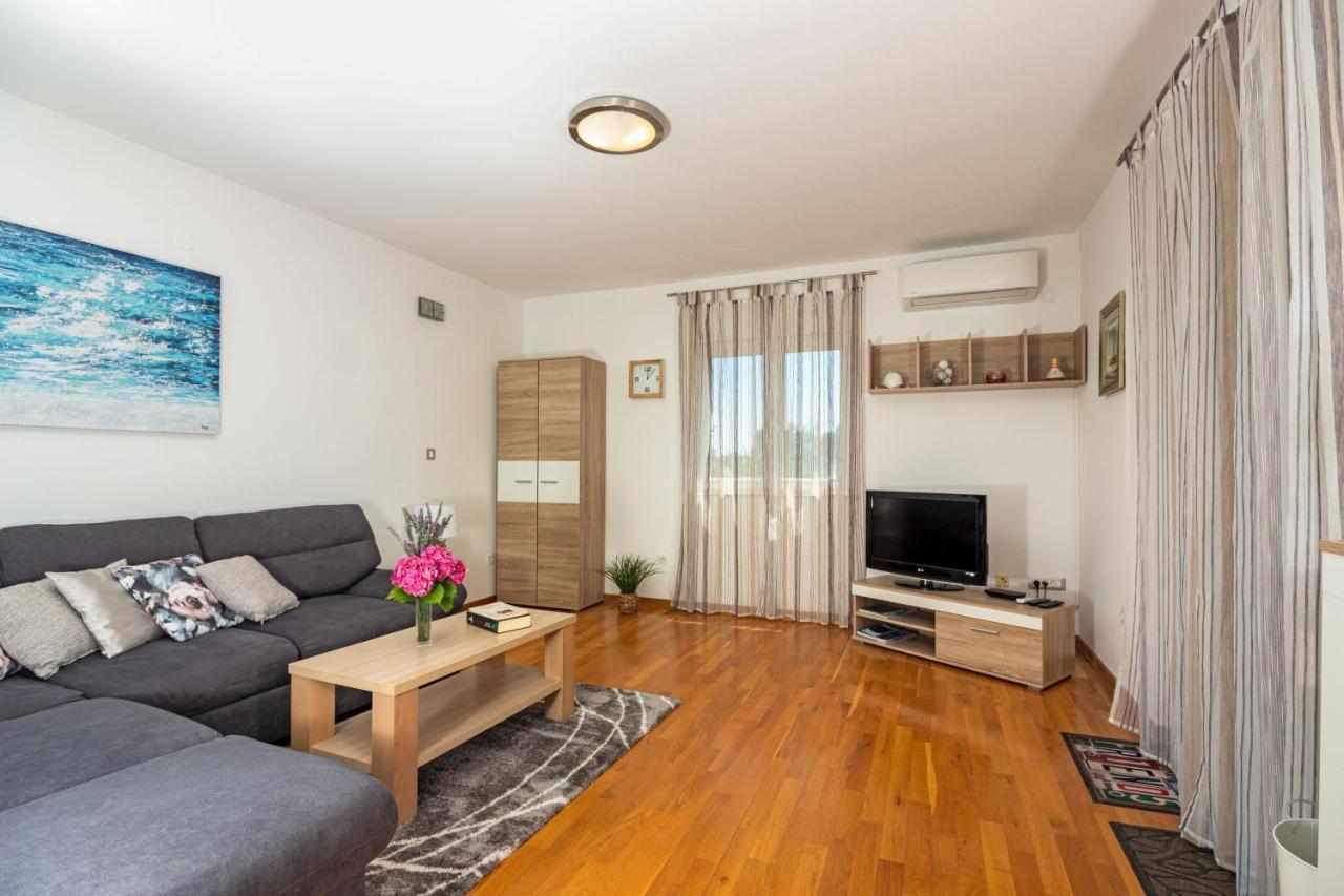 Apartment Mandalina House Стари Град Екстериор снимка