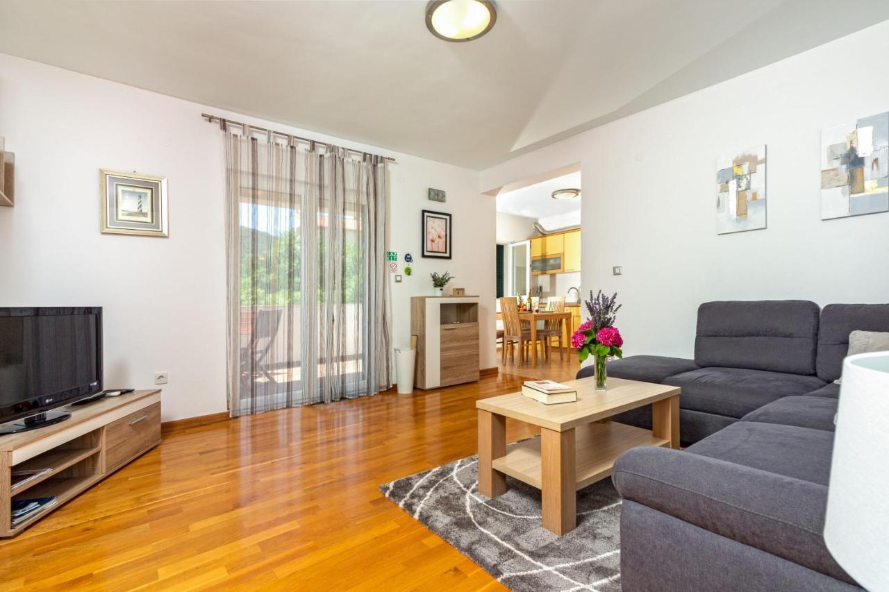 Apartment Mandalina House Стари Град Екстериор снимка