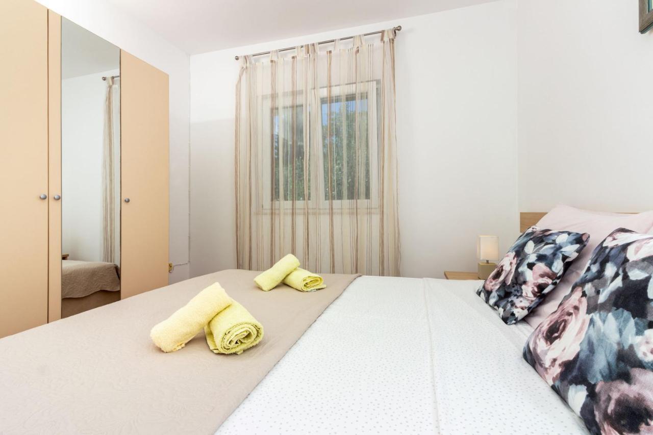 Apartment Mandalina House Стари Град Екстериор снимка