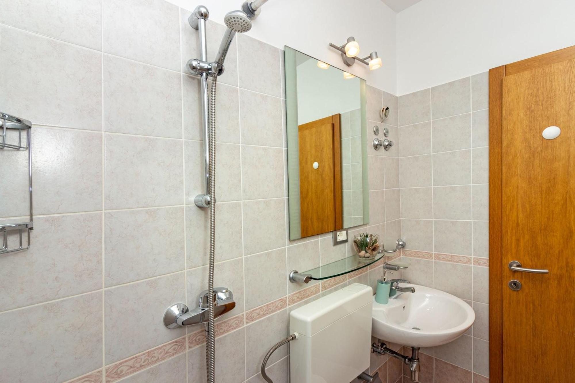 Apartment Mandalina House Стари Град Екстериор снимка